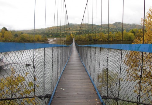 Мост через реку Чикой в селе Большая речка могут признать аварийным из-за украденных растяжек